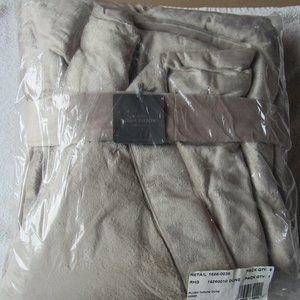 Jette de Moelleux Plush Throw / 45" by 65"